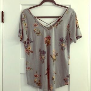 Short sleeve cross cross top